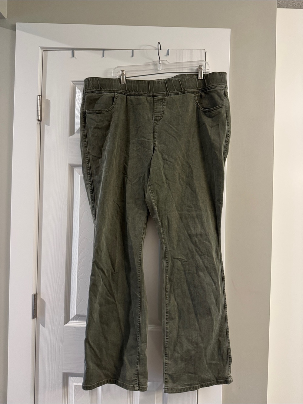 torrid Olive Green Boot-Cut Denim Jeans, Size 3R